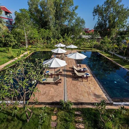 Blue Spring Boutique Hotel Siem Reap Buitenkant foto